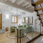 Casa Bel Tramonto Con Giardino Privato A Vakantiehuis