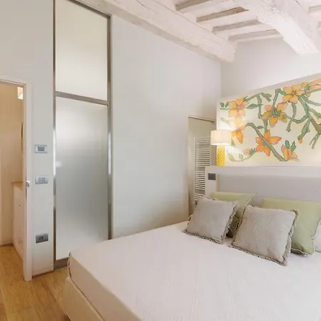 Casa Bel Tramonto Con Giardino Privato A Holiday home Cortona