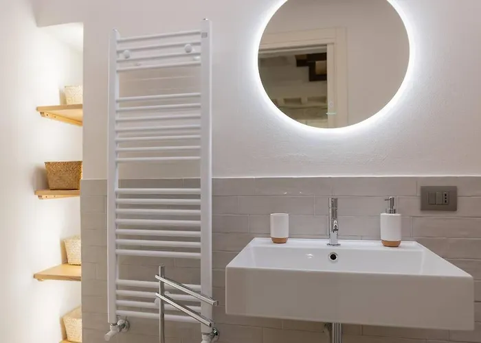 Casa Bel Tramonto Con Giardino Privato A Holiday home *