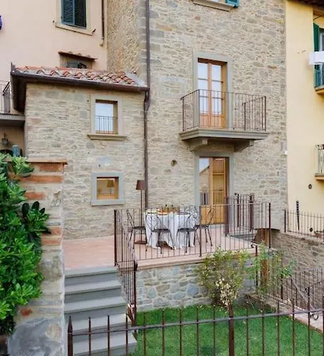 Casa Bel Tramonto Con Giardino Privato A Nyaraló *