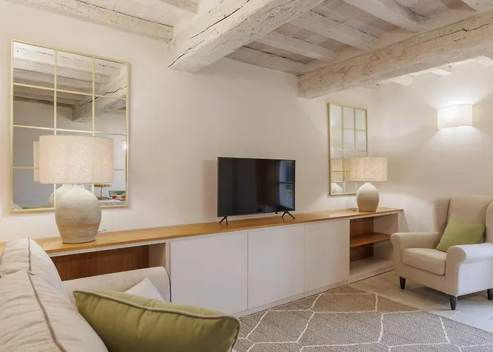 Casa Bel Tramonto Con Giardino Privato A Holiday home *