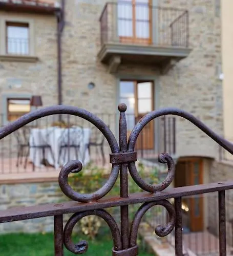 Casa Bel Tramonto Con Giardino Privato A Cortona