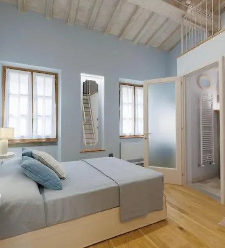 Casa Bel Tramonto Con Giardino Privato A Nyaraló *