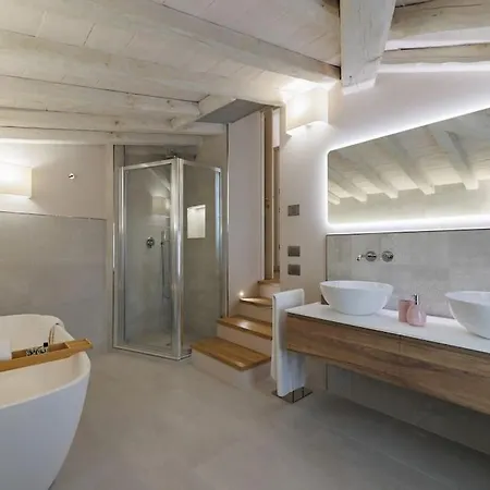 Casa Bel Tramonto Con Giardino Privato A Ferienhaus Cortona