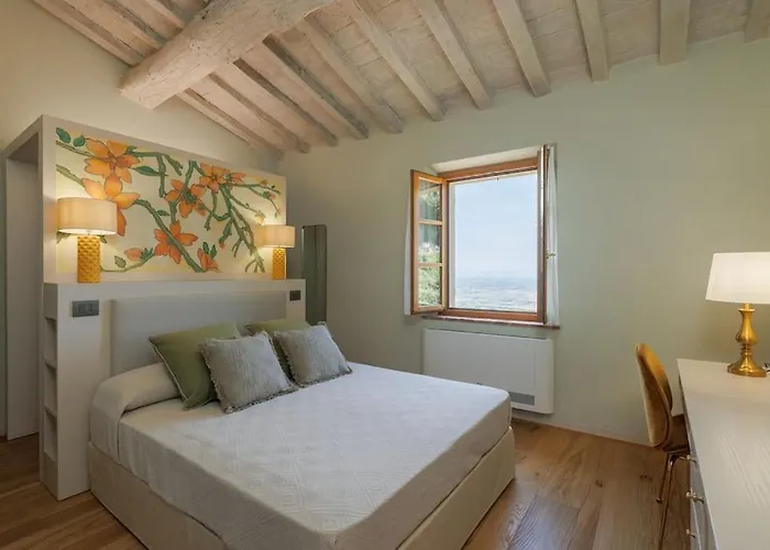 Casa Bel Tramonto Con Giardino Privato A Cortona