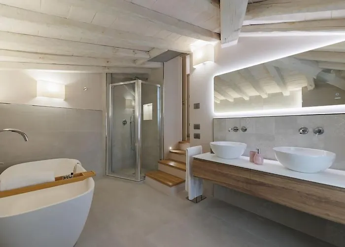 Casa Bel Tramonto Con Giardino Privato A Ferienhaus Cortona